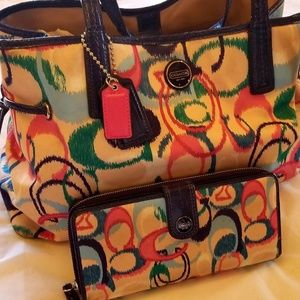 Coach IKAT Signature Carry All & Large Wallet
